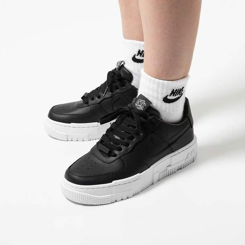 nike airforce pixel black